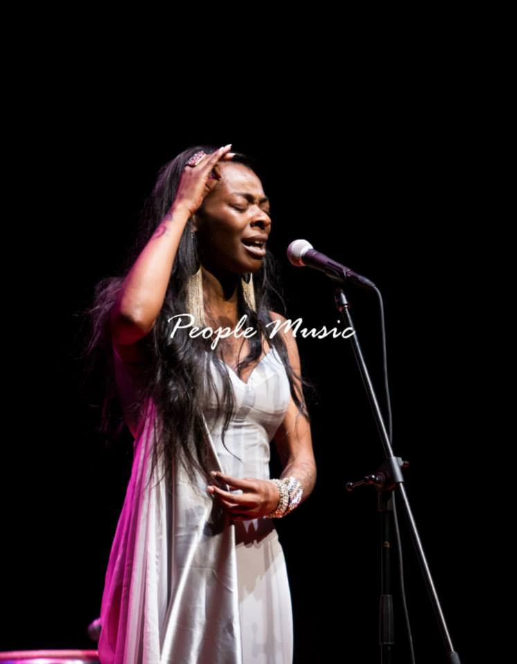 Buika en Puerto Rico ‘La noche mas larga’ …”Santa Lucia”