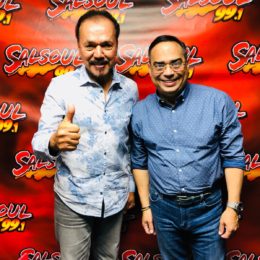 Gilberto Santa Rosa y Bobby Valentín en “Los Historiadores de la Salsa”