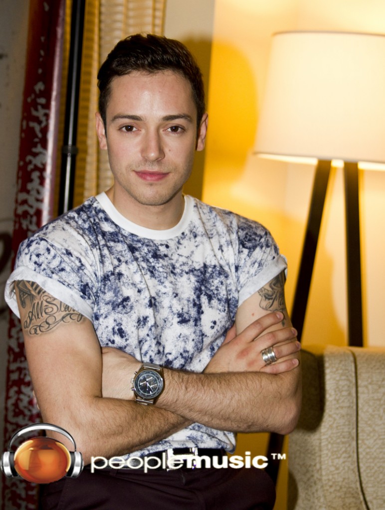 Peewee para People Music