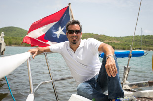 Vívela Verde Puerto Rico Desde el Mar con Millo Torres