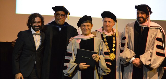 Alejandro Sanz recibe el título ‘Doctor Honoris Causa’ por la prestigiosa Universidad de Berklee