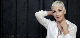 Ana Torroja debuta en el #2 de iTunes México con la preventa de su álbum Conexión