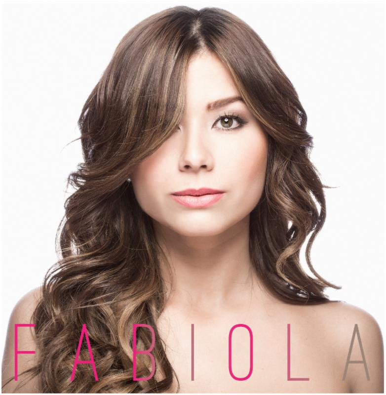 Ya está a la venta la primera producción discográfica de la cantautora puertorriqueña Fabiola