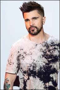 Juanes Invita a Rosalía a Unirse Al Concierto en el Hollywook Bowl & “PA DENTRO”